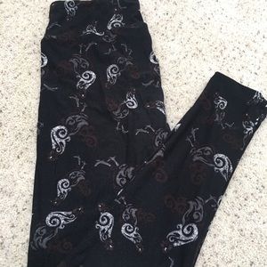 Rooster OS Lula Roe leggings